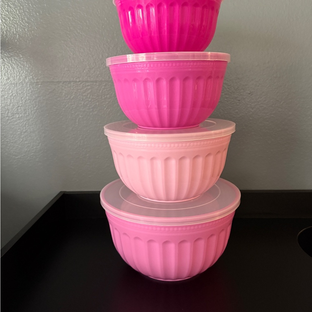 Set of Pink Nesting Bowls with Lids